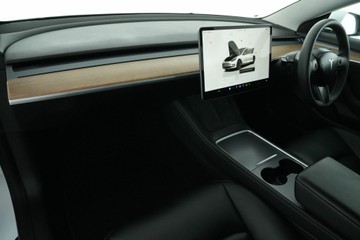 https://vehicle-cdn.autoleague.cloud/30640_U513188_25.jpg