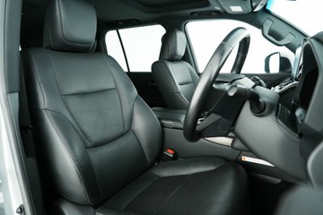 https://vehicle-cdn.autoleague.cloud/30640_U513251_17.jpg