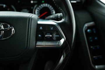 https://vehicle-cdn.autoleague.cloud/30640_U513251_22.jpg