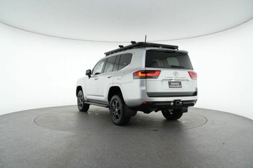 https://vehicle-cdn.autoleague.cloud/30640_U513251_5.jpg