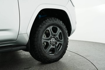 https://vehicle-cdn.autoleague.cloud/30640_U513251_8.jpg