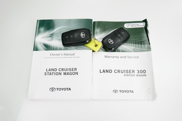 https://vehicle-cdn.autoleague.cloud/30640_U513387_23.jpg