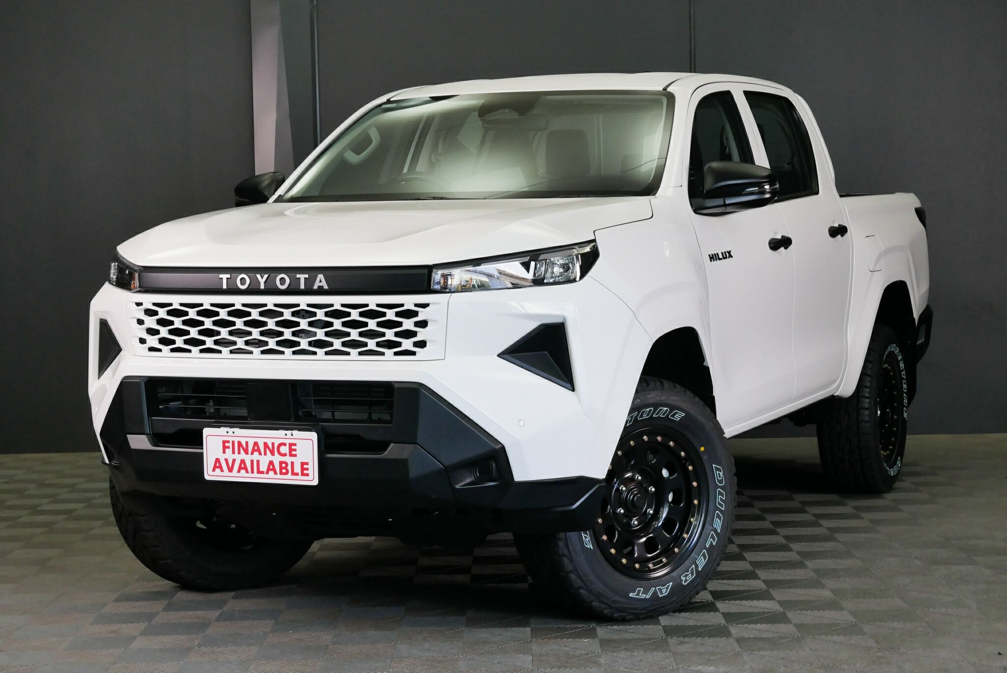 Toyota Hilux image 3
