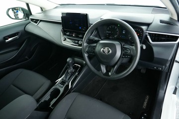 https://vehicle-cdn.autoleague.cloud/30640_U600005_15.jpg
