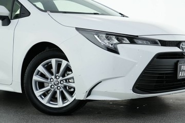 https://vehicle-cdn.autoleague.cloud/30640_U600005_2.jpg