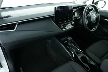 https://vehicle-cdn.autoleague.cloud/30640_U600005_25.jpg