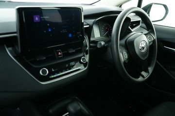 https://vehicle-cdn.autoleague.cloud/30640_U600005_26.jpg