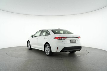 https://vehicle-cdn.autoleague.cloud/30640_U600005_5.jpg