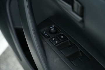 https://vehicle-cdn.autoleague.cloud/30640_U600010_14.jpg