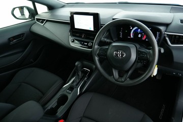 https://vehicle-cdn.autoleague.cloud/30640_U600010_16.jpg