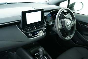 https://vehicle-cdn.autoleague.cloud/30640_U600010_25.jpg
