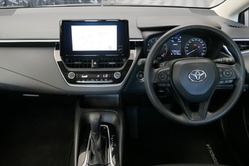 https://vehicle-cdn.autoleague.cloud/30640_U600019_9.jpg