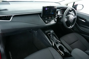 https://vehicle-cdn.autoleague.cloud/30640_U600027_24.jpg