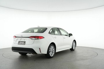 https://vehicle-cdn.autoleague.cloud/30640_U600028_7.jpg