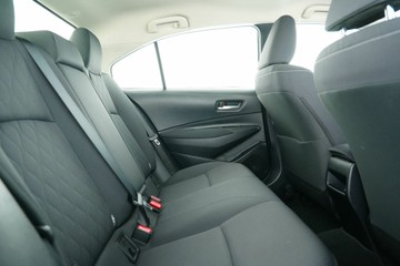 https://vehicle-cdn.autoleague.cloud/30640_U600030_11.jpg