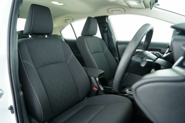 https://vehicle-cdn.autoleague.cloud/30640_U600030_15.jpg