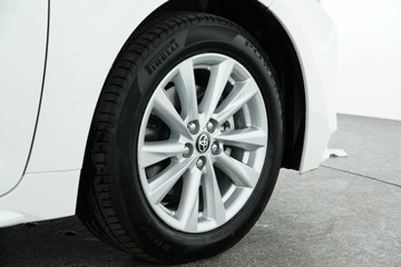 https://vehicle-cdn.autoleague.cloud/30640_U600030_8.jpg