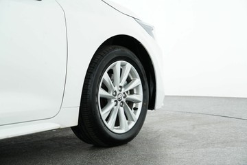 https://vehicle-cdn.autoleague.cloud/30640_U600032_6.jpg