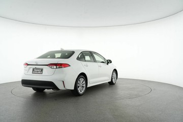 https://vehicle-cdn.autoleague.cloud/30640_U600039_7.jpg