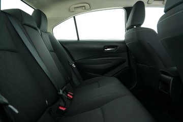 https://vehicle-cdn.autoleague.cloud/30640_U600041_11.jpg