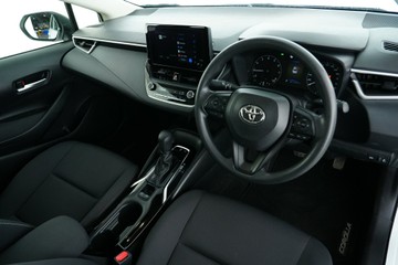 https://vehicle-cdn.autoleague.cloud/30640_U600041_17.jpg