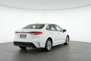 https://vehicle-cdn.autoleague.cloud/30640_U600041_7.jpg