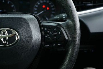 https://vehicle-cdn.autoleague.cloud/30640_U600042_17.jpg