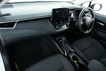 https://vehicle-cdn.autoleague.cloud/30640_U600042_24.jpg