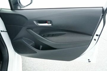 https://vehicle-cdn.autoleague.cloud/30640_U600047_16.jpg