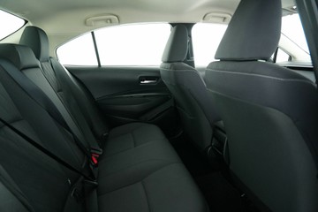 https://vehicle-cdn.autoleague.cloud/30640_U600049_12.jpg