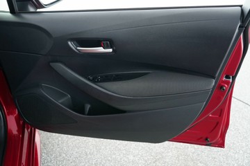 https://vehicle-cdn.autoleague.cloud/30640_U600049_16.jpg
