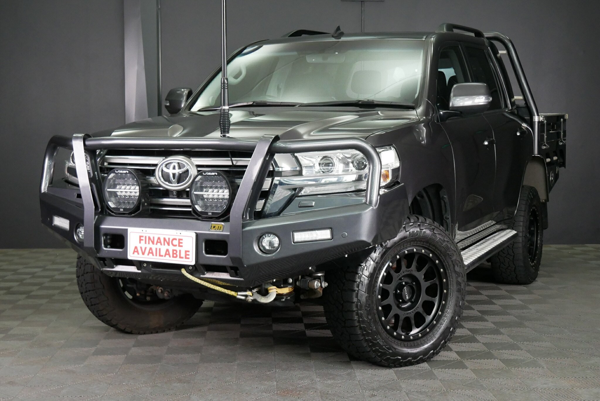 Toyota Landcruiser image 3