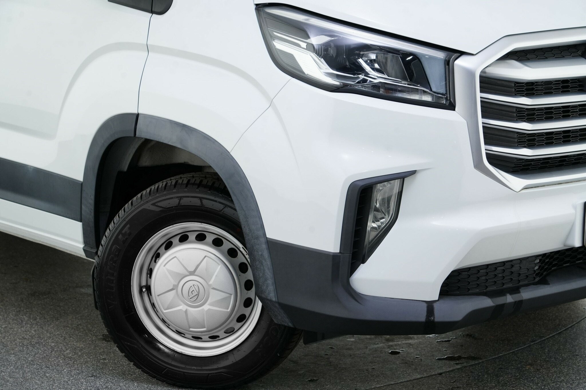 LDV Deliver 9 image 2