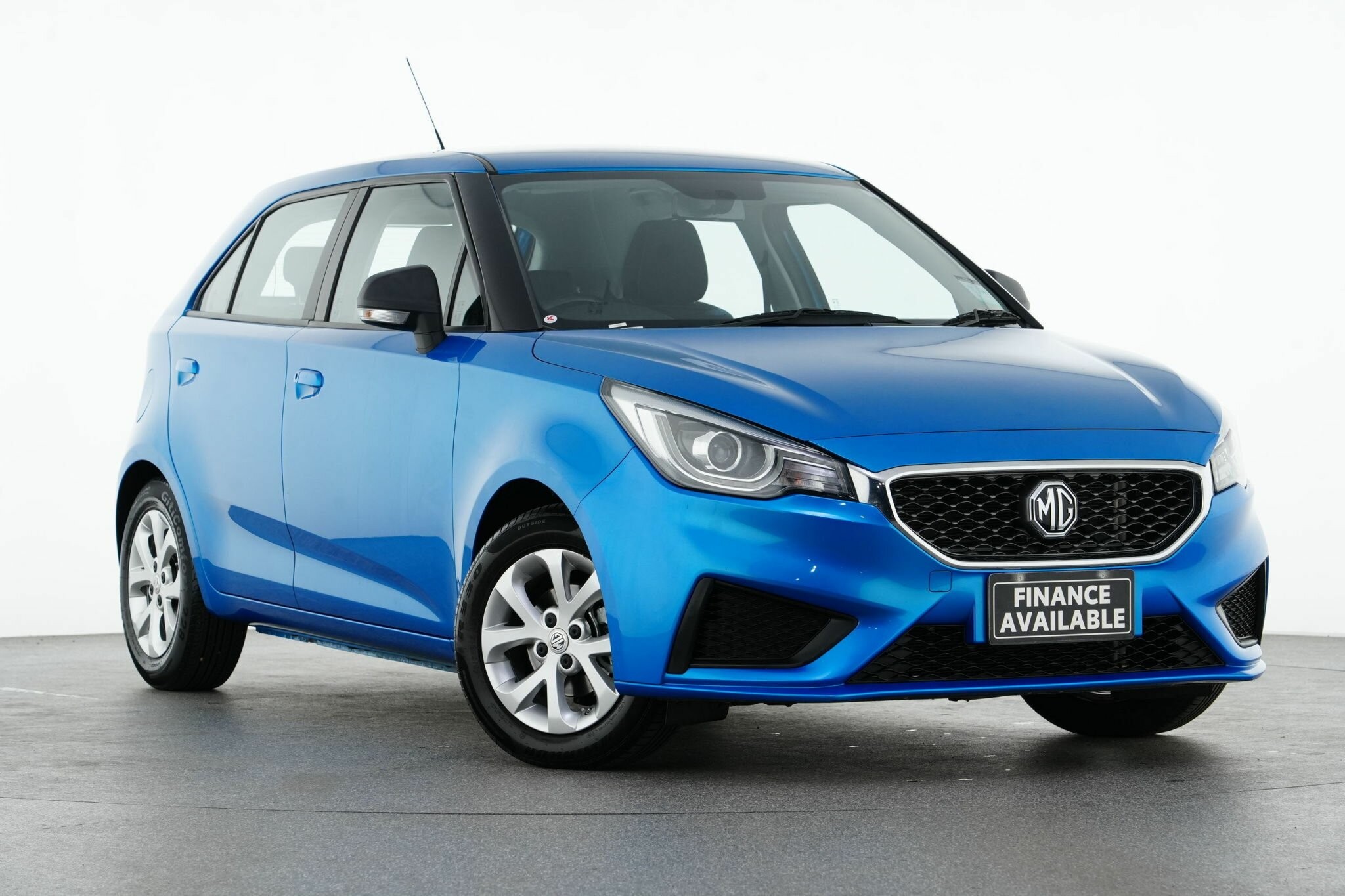 MG Mg3 image 1
