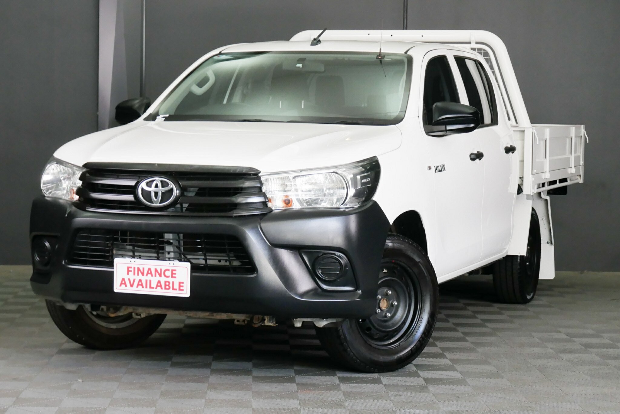 Toyota Hilux image 3