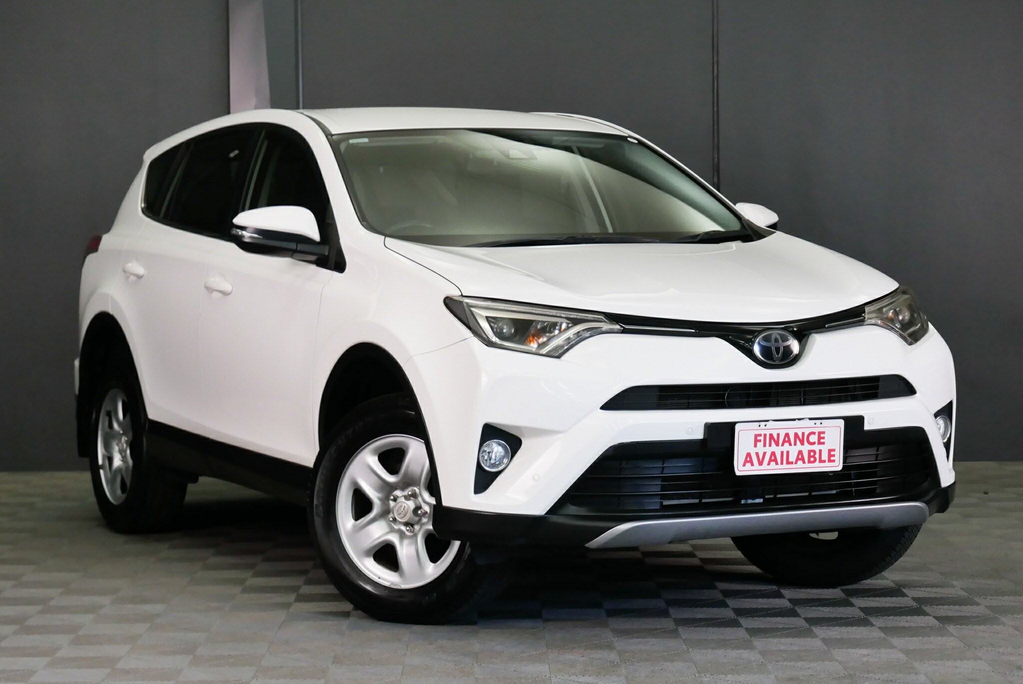 Toyota Rav4 image 1