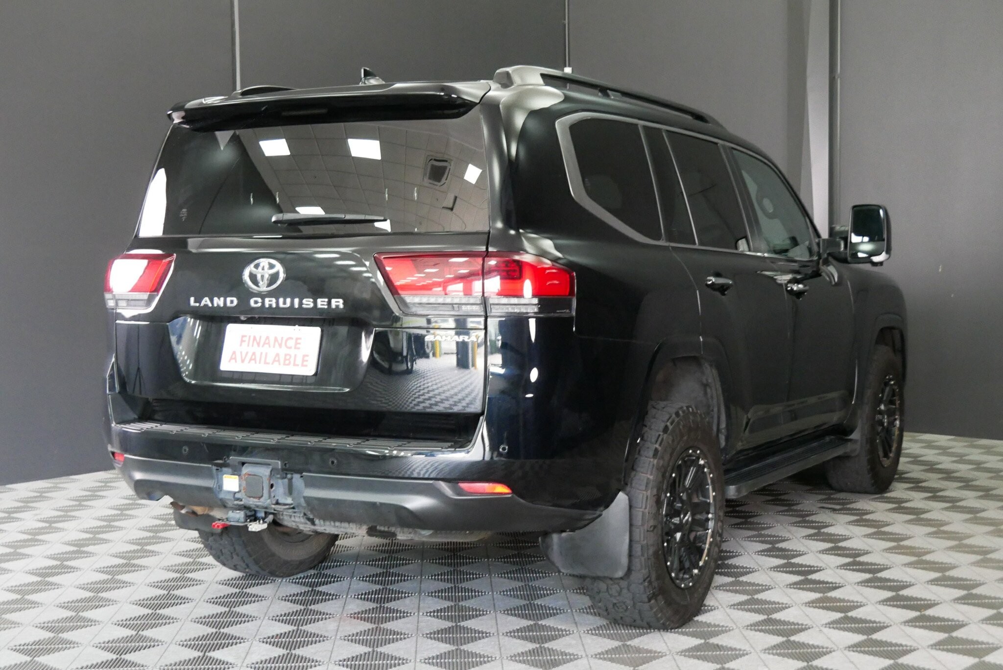 Toyota Landcruiser image 4