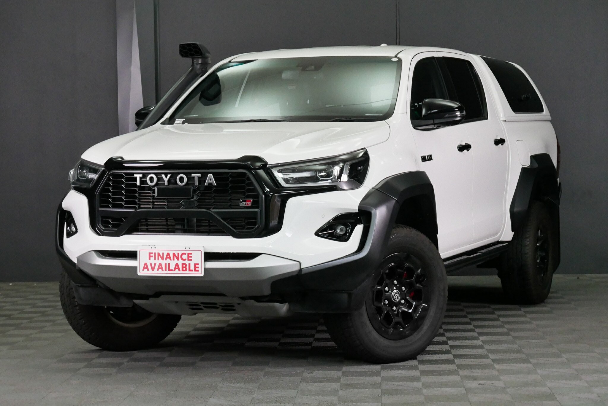 Toyota Hilux image 3