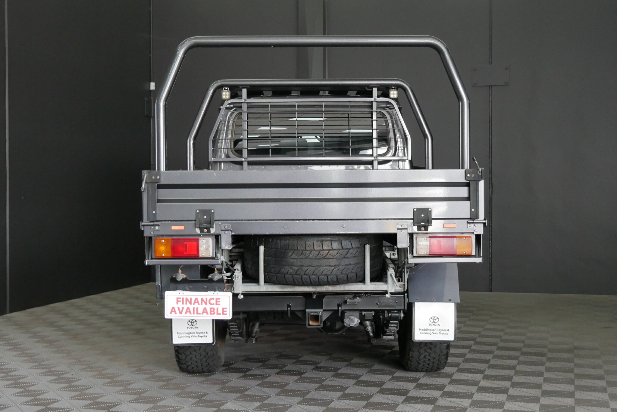 Toyota Landcruiser image 4