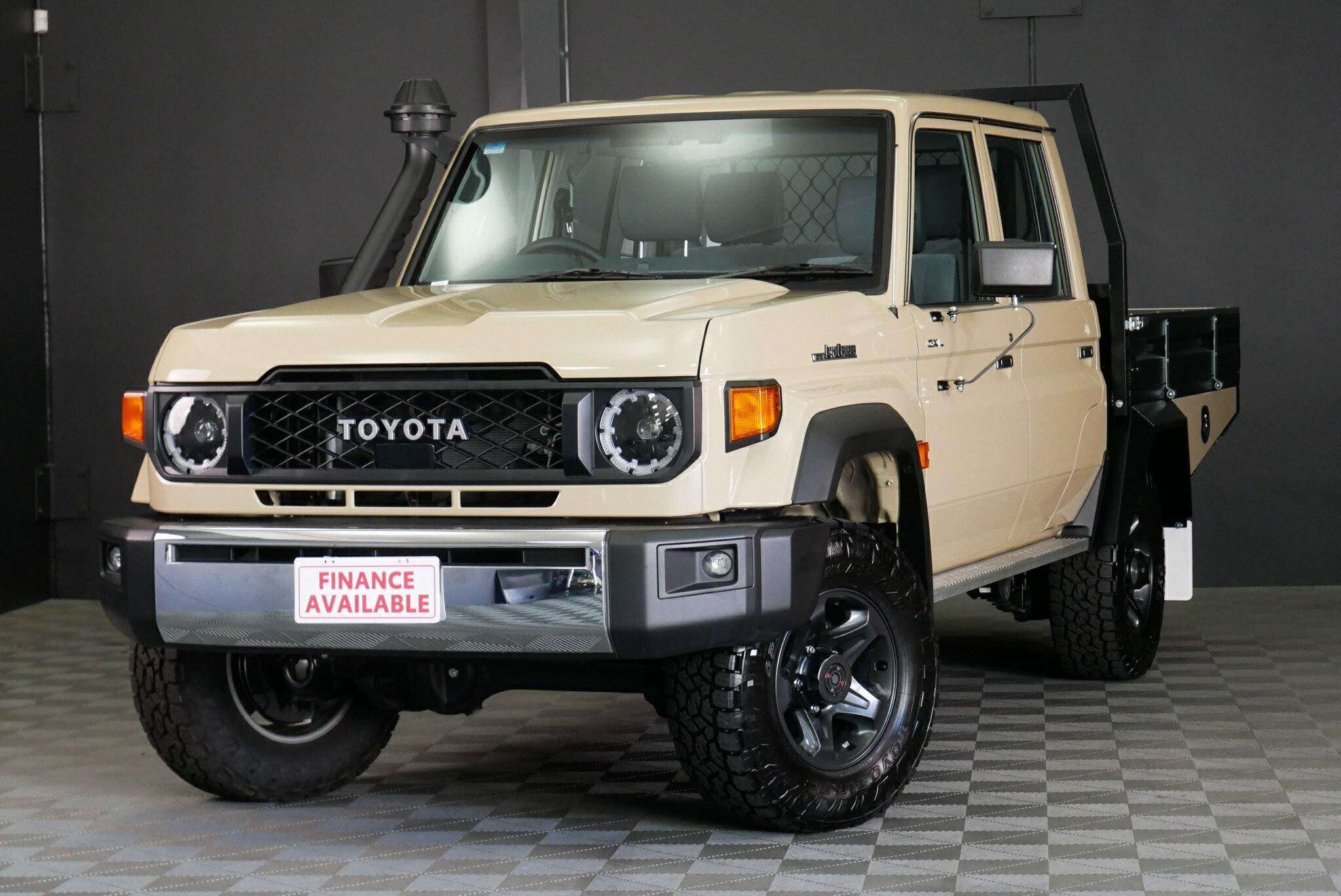 Toyota Landcruiser image 3