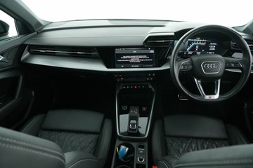 https://vehicle-cdn.autoleague.cloud/30640_U800054_13.jpg