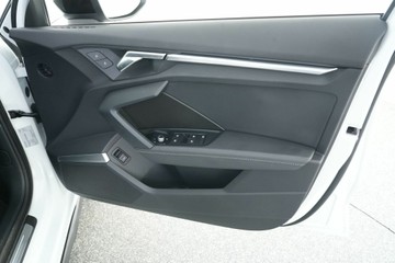 https://vehicle-cdn.autoleague.cloud/30640_U800054_16.jpg