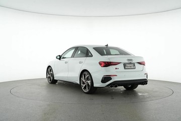 https://vehicle-cdn.autoleague.cloud/30640_U800054_5.jpg