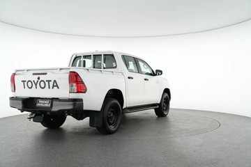 https://vehicle-cdn.autoleague.cloud/30641_10617094_9.jpg