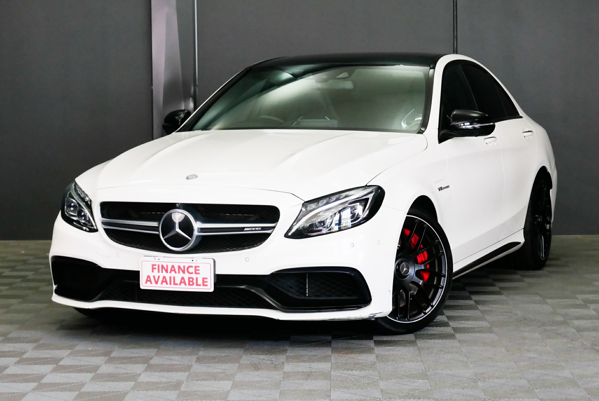 Mercedes Benz C-class image 3