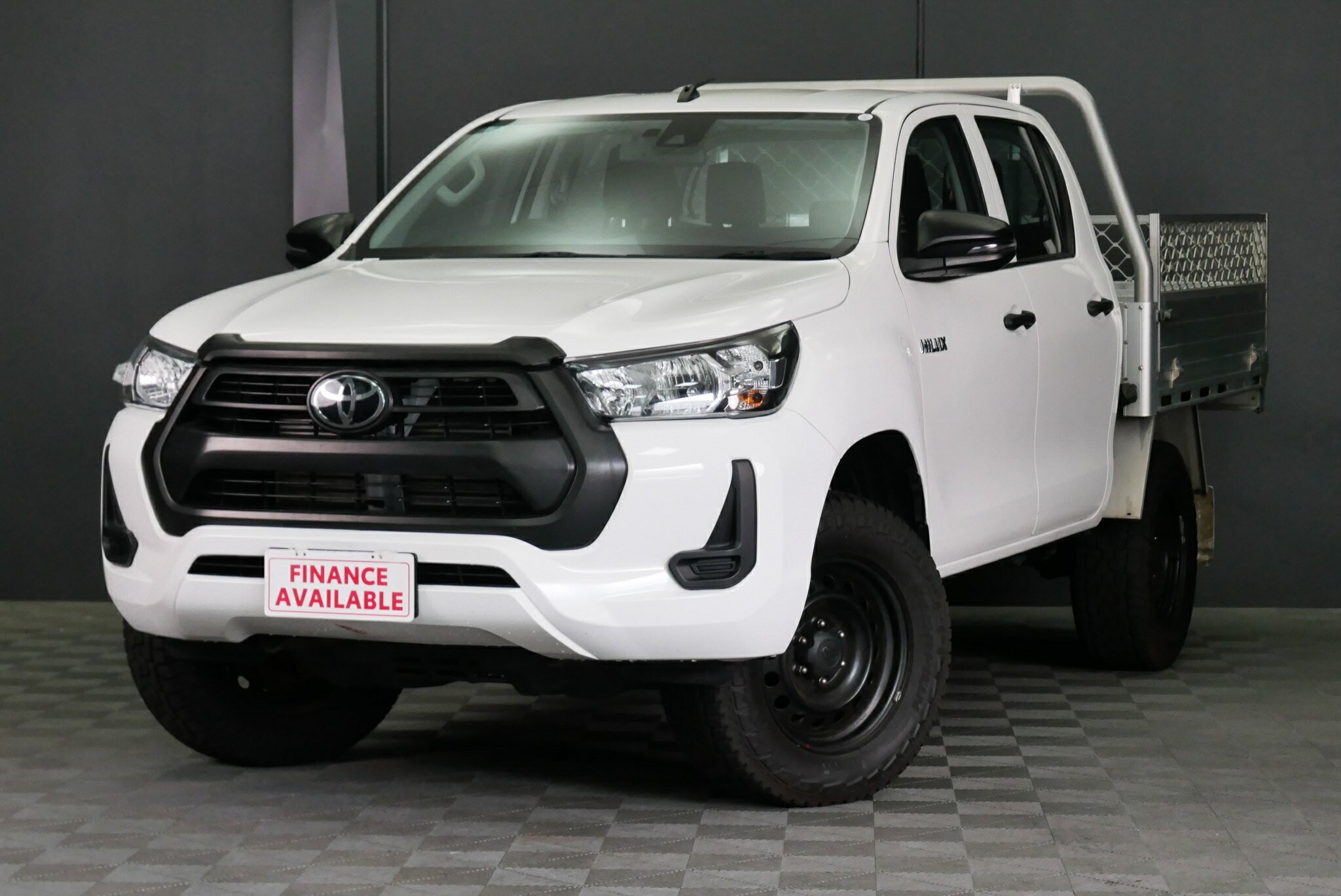 Toyota Hilux image 3
