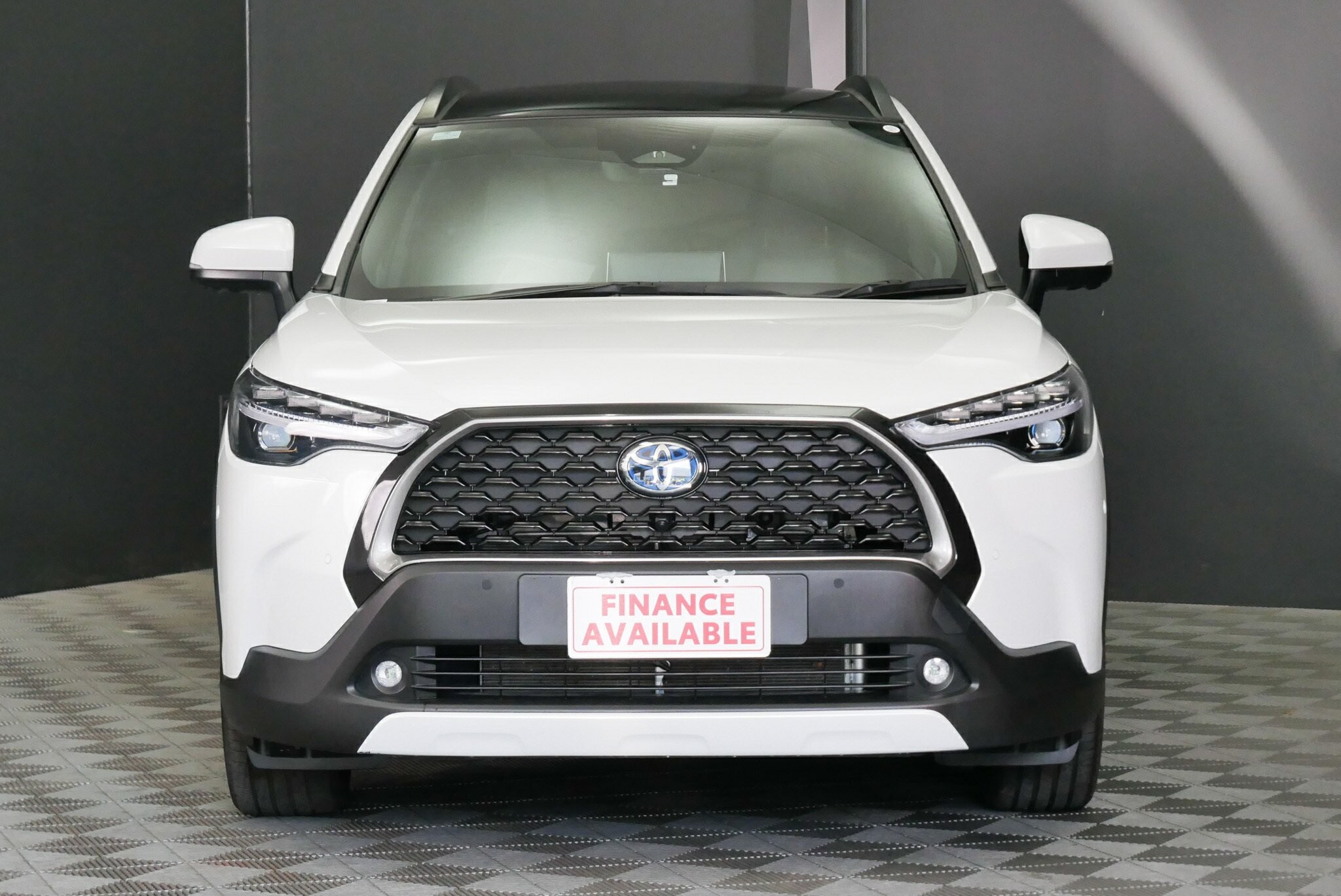 Toyota Corolla Cross image 2