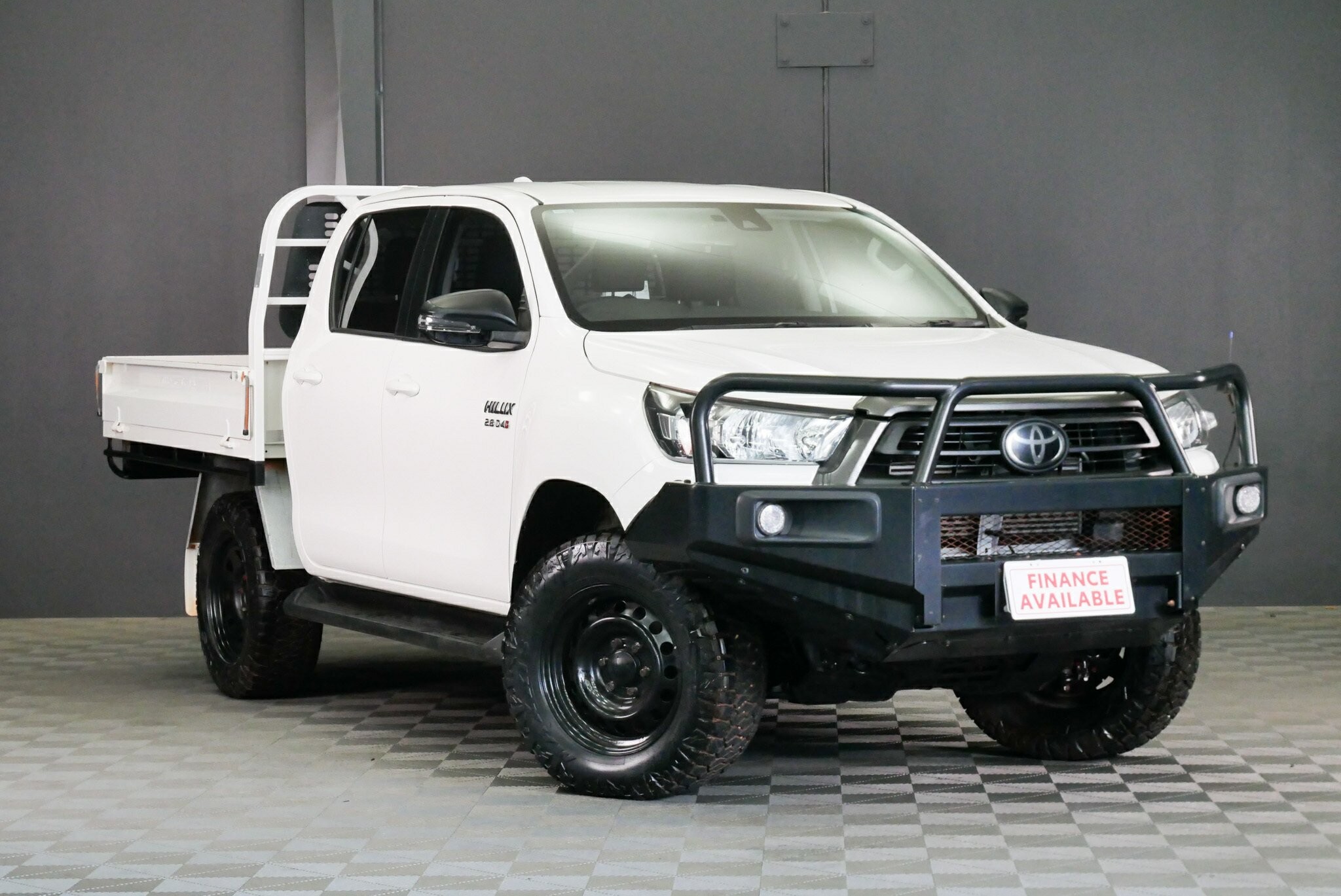Toyota Hilux image 1