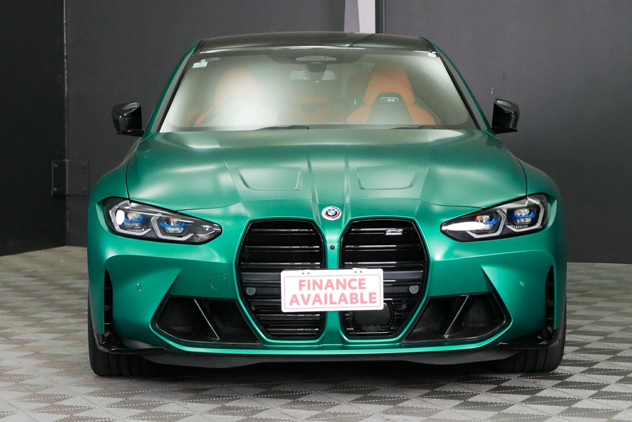 BMW M3 image 2