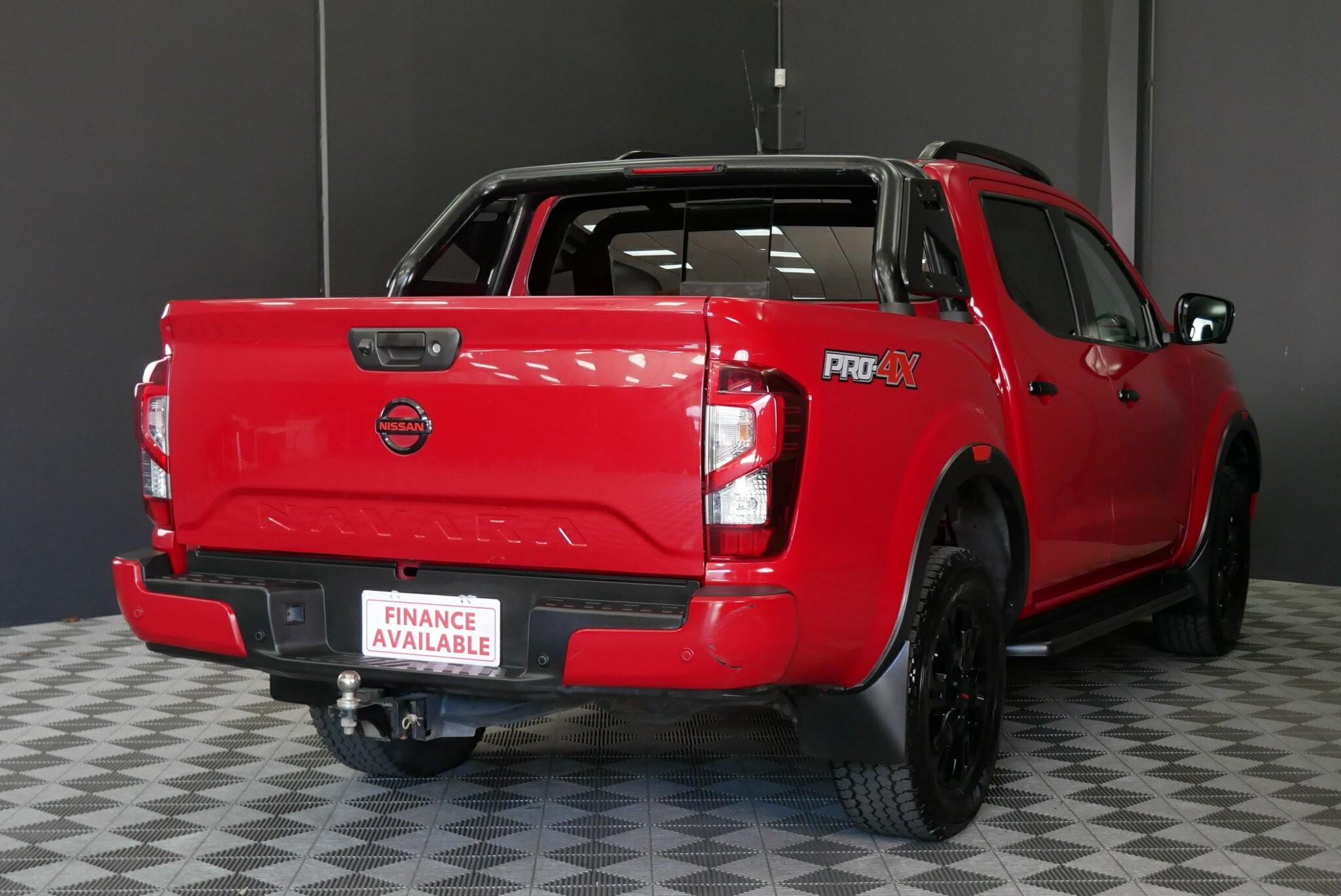 Nissan Navara image 4